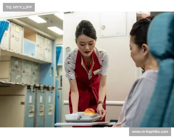 上海姑娘Emily在香港观赛沙排，称公园常办国际活动